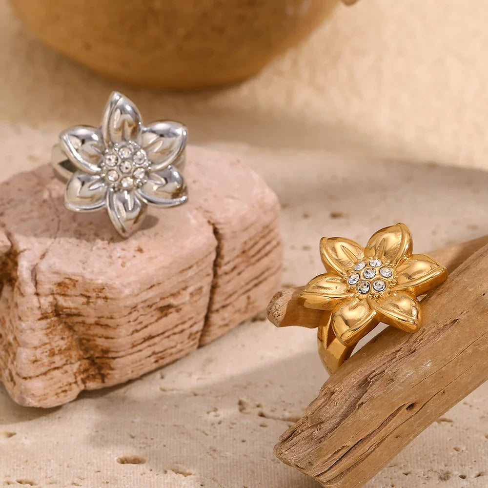 Anel Flor 18K